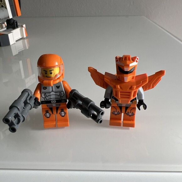 LEGO Galaxy Squad CLS-89 Eradicator Mech 70707 Retired Space Set 99% Complete - Picture 2 of 6